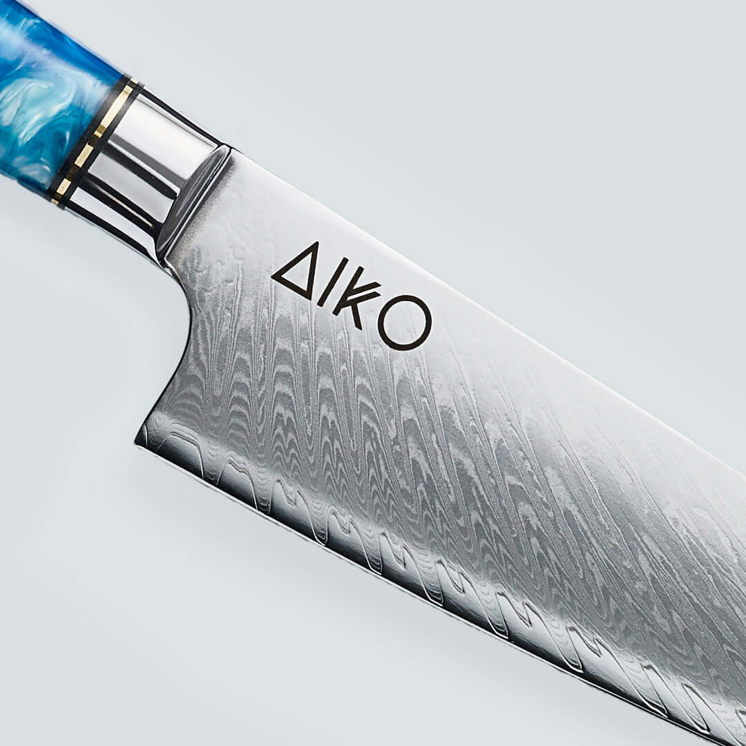 Aiko Blue (あいこ ، アイコ) سكين الصلب دمشق مع مقبض الراتنج الأزرق الملون
